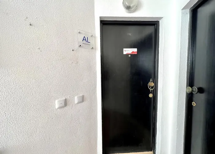 Daire Da Rocha Unique Design With Pool By Homing Portimão