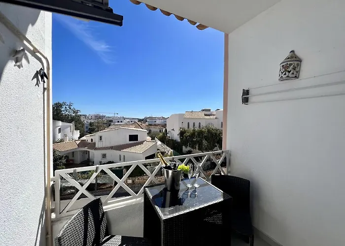 Daire Da Rocha Unique Design With Pool By Homing *