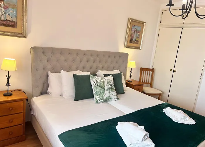 Da Rocha Unique Design With Pool By Homing * Portimão