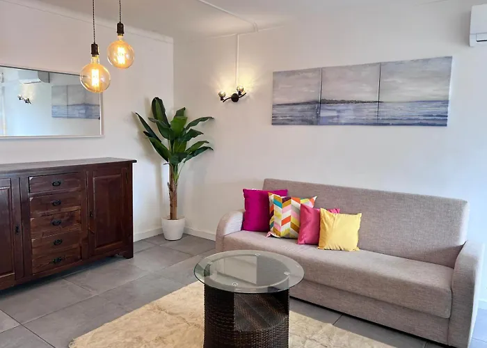 Daire Da Rocha Unique Design With Pool By Homing *