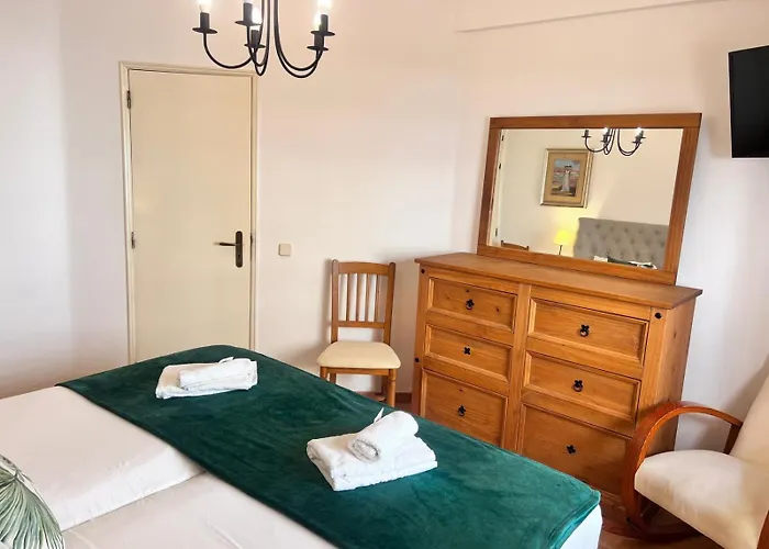 Da Rocha Unique Design With Pool By Homing * Portimão