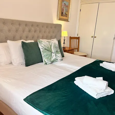 Apartment Da Rocha Unique Design With Pool By Homing